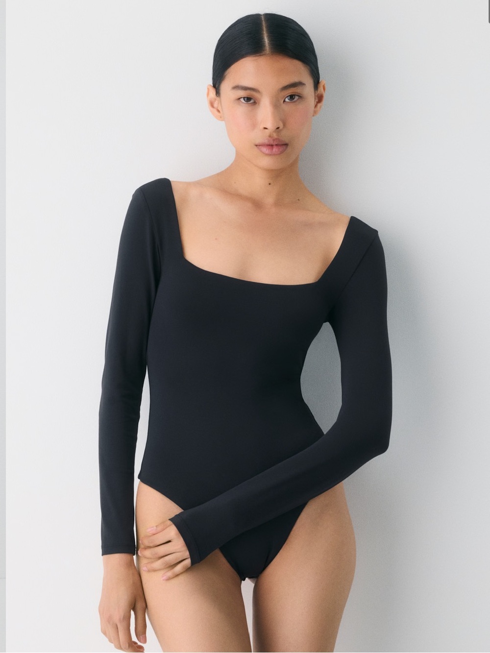 Babaton Black Square-Neck Long-Sleeve Bodysuit